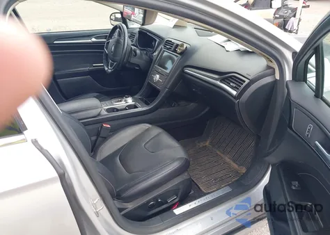 2017 Ford Fusion Hybrid Titanium from USA, damaged, VIN 3FA6P0RUXHR187969